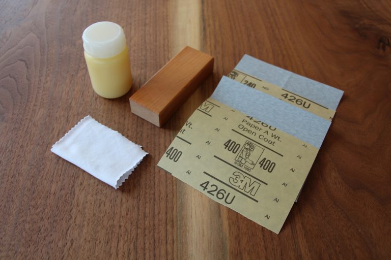 ウレタン塗装にアルコールスプレー 澪工房 Mio Kobo 札幌でオーダー家具 インテリアの設計 製造